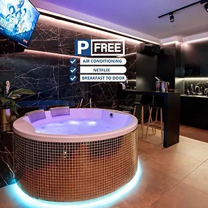 jacuzzi-glass-house-central-station.krakowhotelspoland.com/