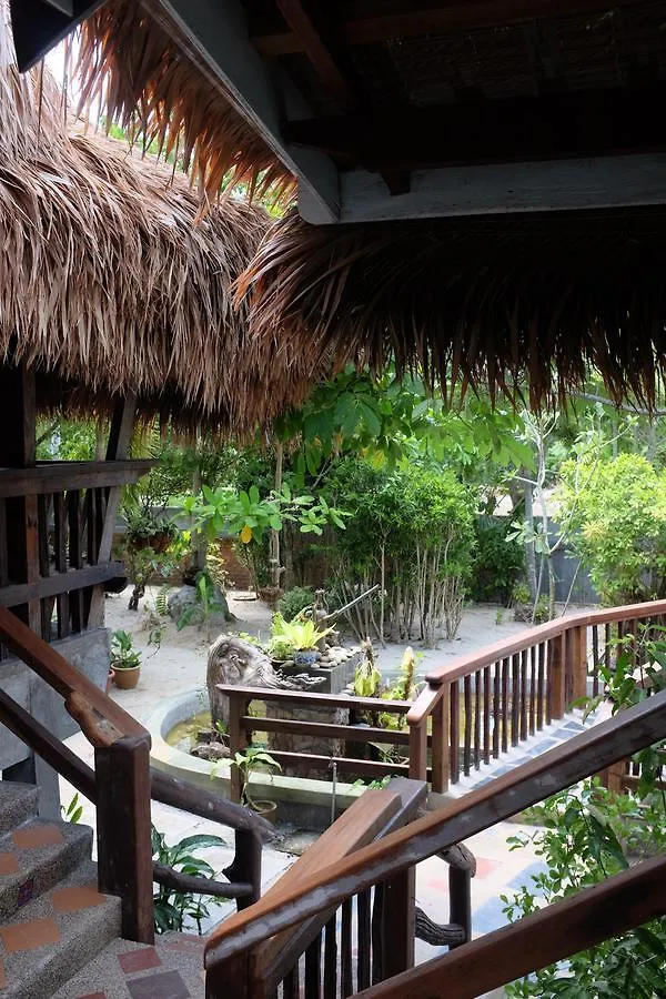 Panji Panji Tropical Wooden Home Pantai Cenang