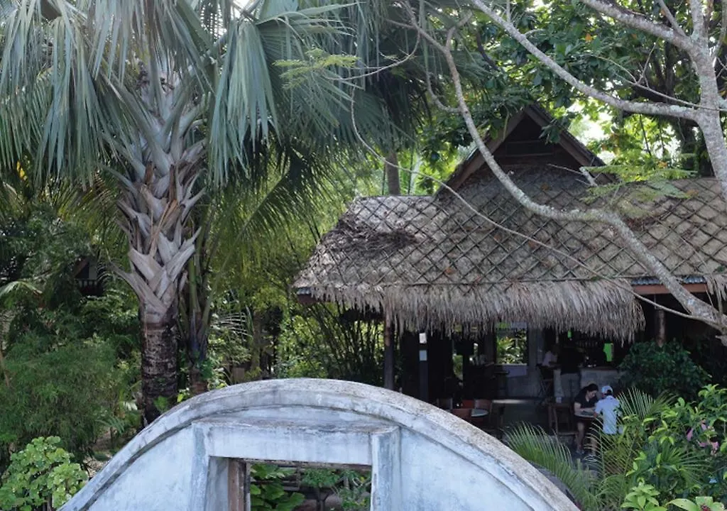 Villa Panji Panji Tropical Wooden Home Pantai Cenang