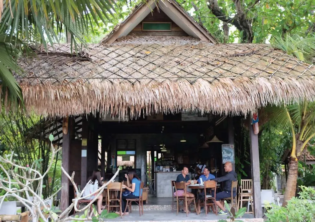 Panji Panji Tropical Wooden Home Pantai Cenang  Villa Pantai Cenang (Langkawi)